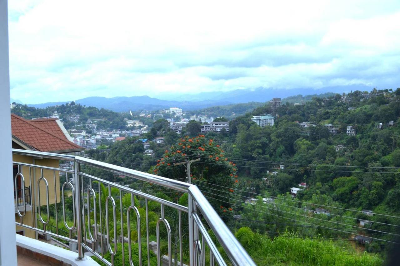 Kandy La Grande Holiday Resort Esterno foto